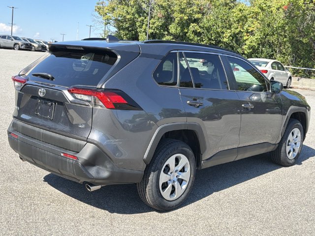 Used 2021 Toyota RAV4 LE FWD image 13
