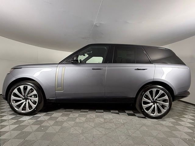 New 2026 Land Rover Range Rover SE AWD/4WD image 3