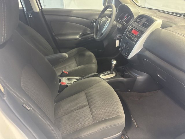 Used 2016 Nissan Versa SV image 17