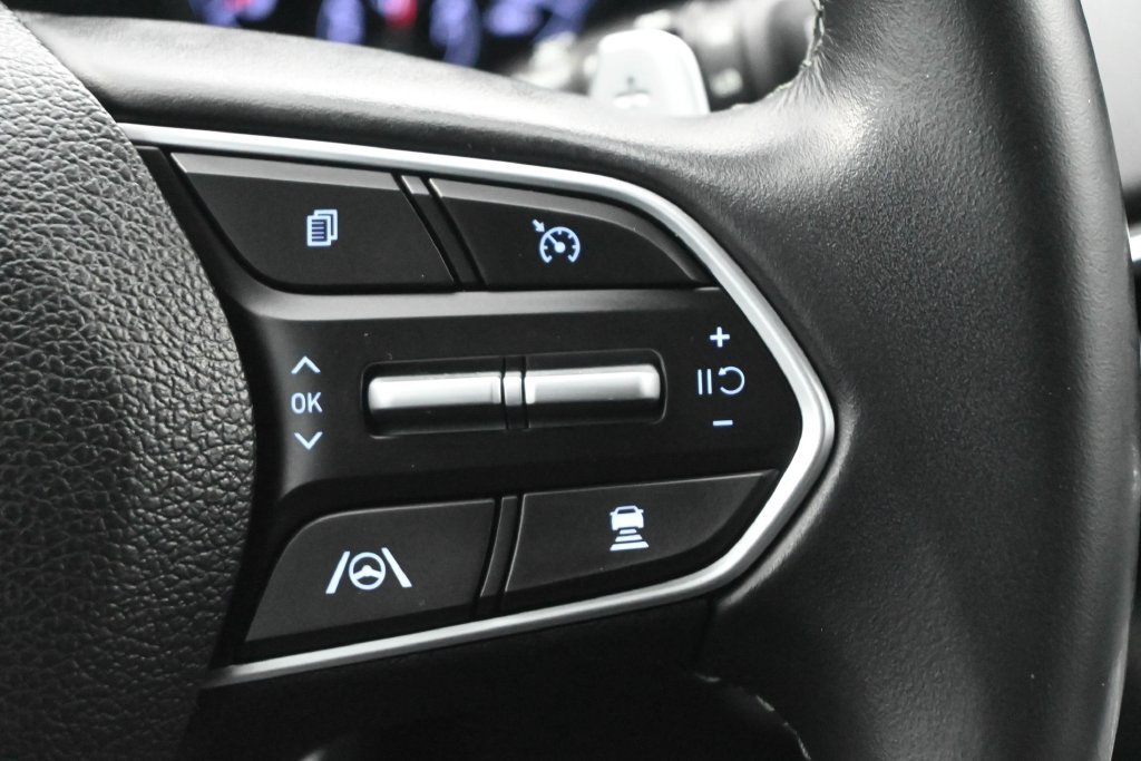 Used 2023 Hyundai Santa Fe SEL FWD image 8