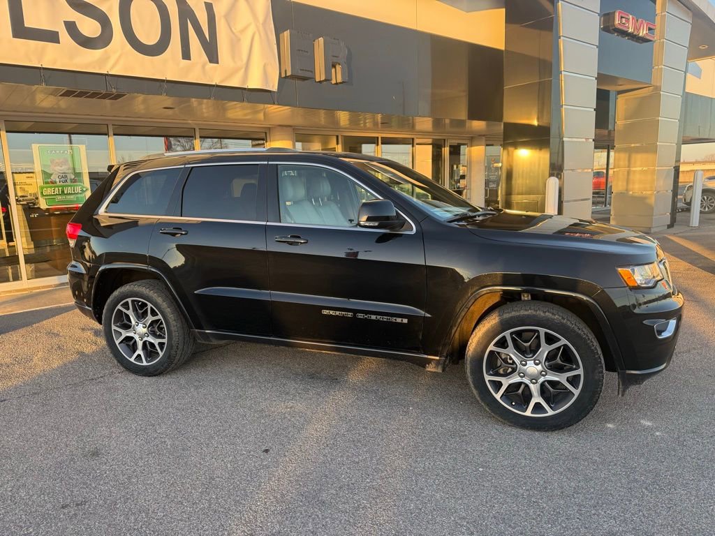 Used 2018 Jeep Grand Cherokee Limited image 4