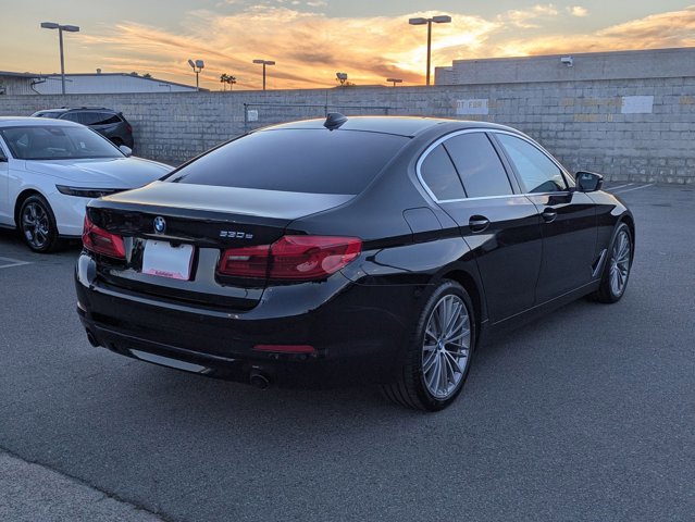 Used 2020 BMW 530e image 5