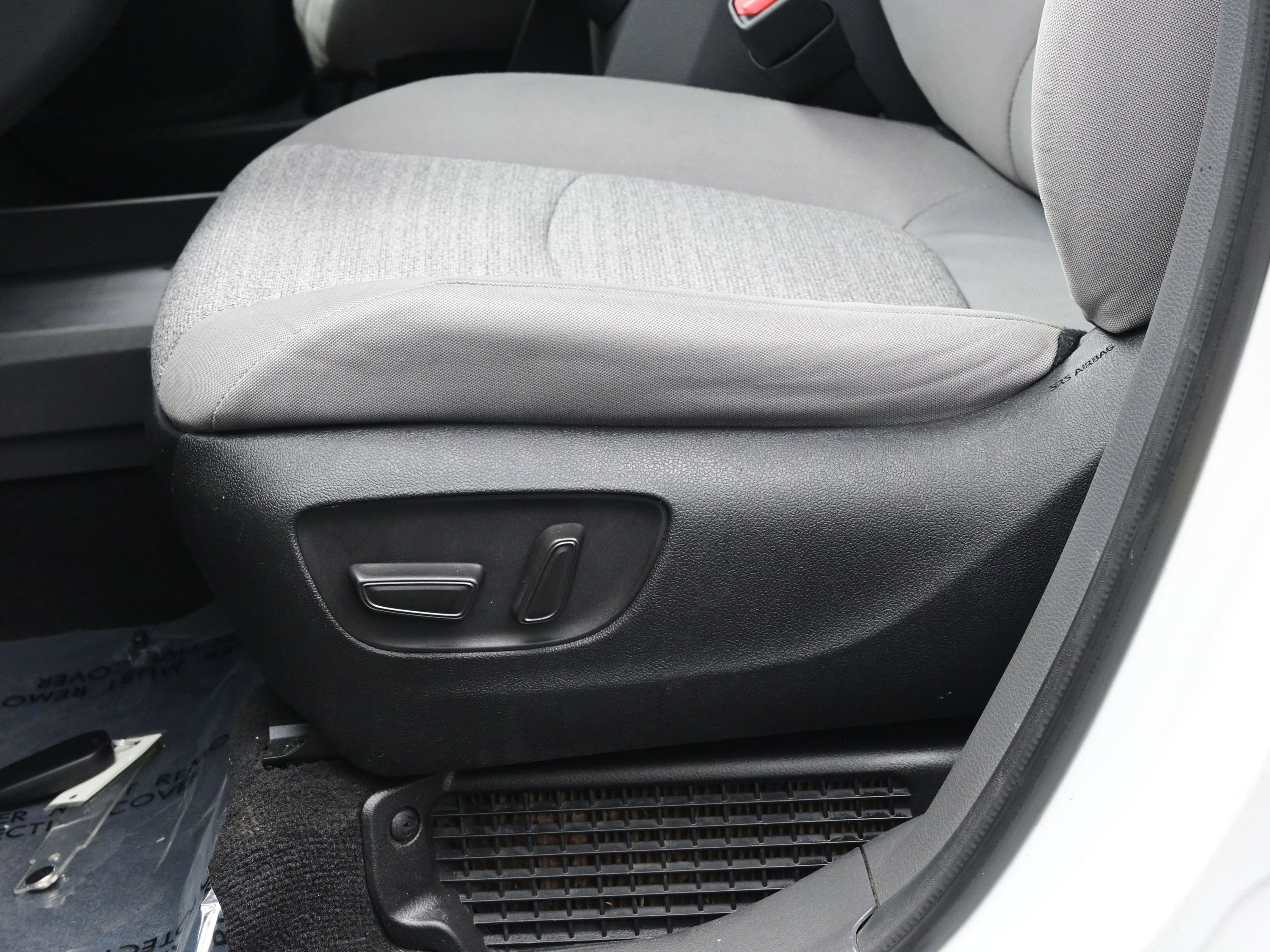 Used 2022 Toyota Sienna LE image 10