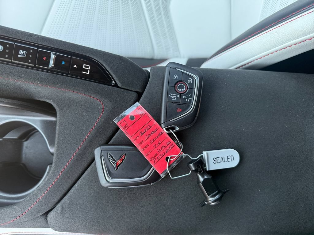 Used 2023 Chevrolet Corvette Stingray Premium Cpe w/ Z51 Performance Package RWD image 35