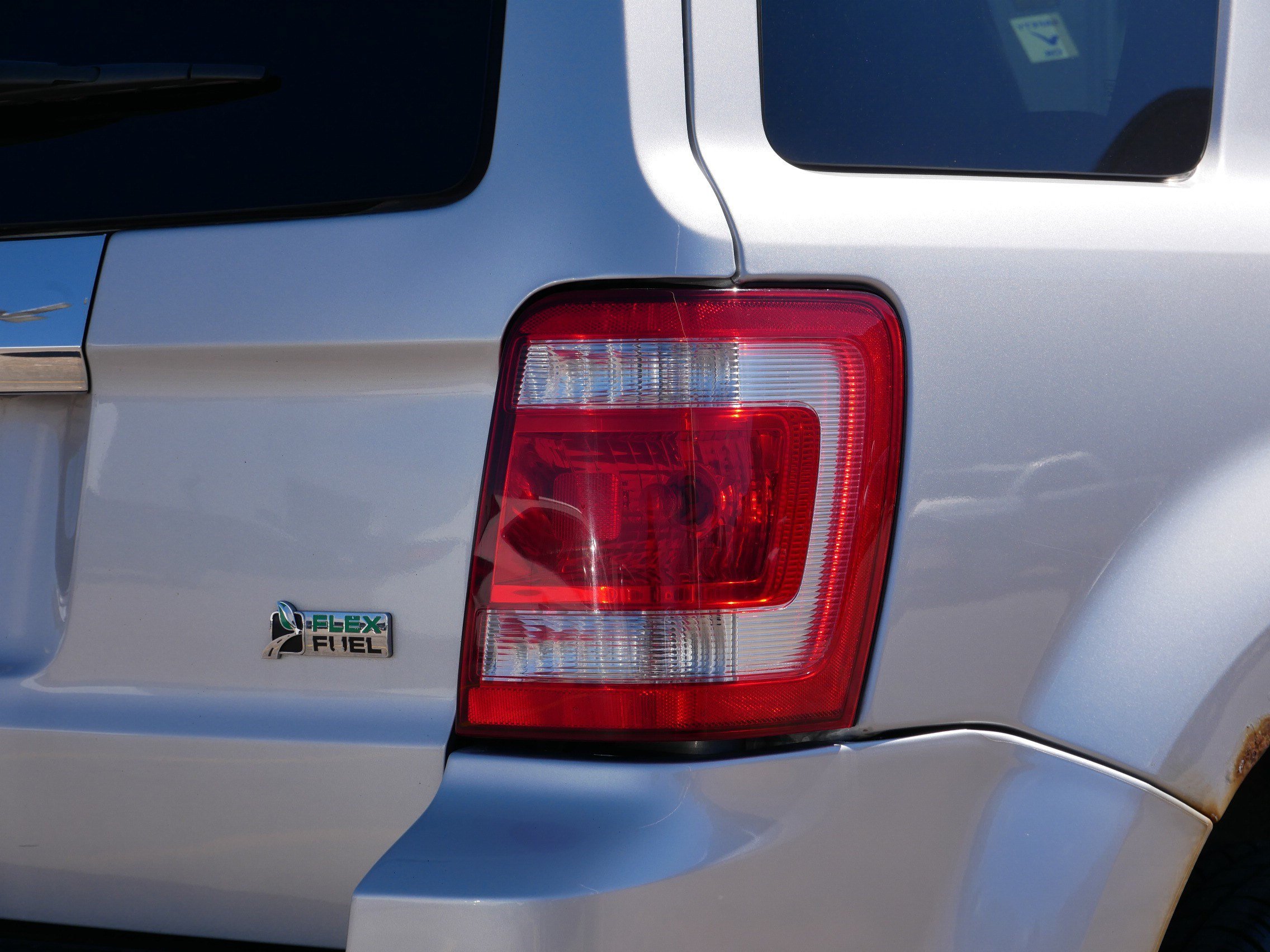Used 2012 Ford Escape Limited FWD image 17