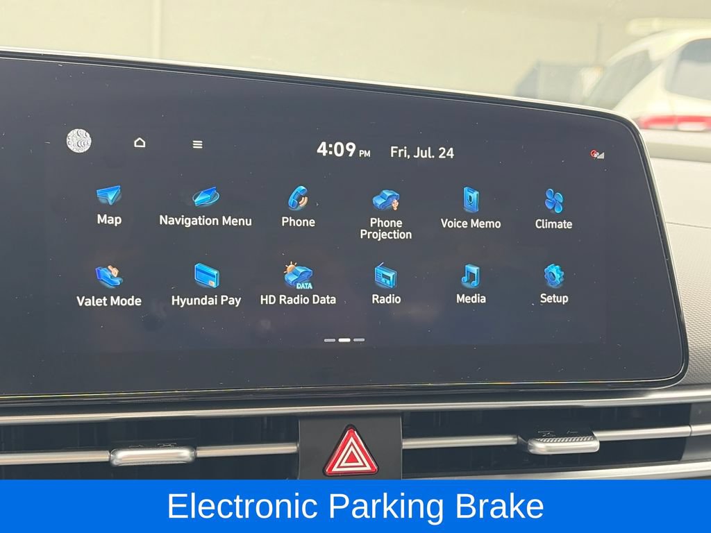 Used 2023 Hyundai Elantra SEL w/ Convenience Package FWD image 19