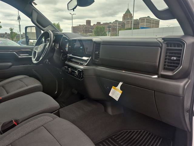 Certified 2024 Chevrolet Silverado 2500 LT w/ Convenience Package image 59