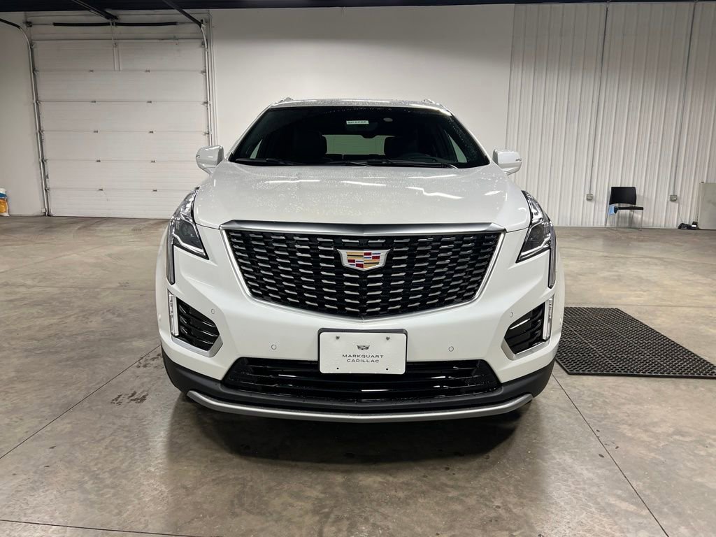 Certified 2026 Cadillac XT5 Premium Luxury w/ LPO, Floor Liner Package AWD/4WD image 3