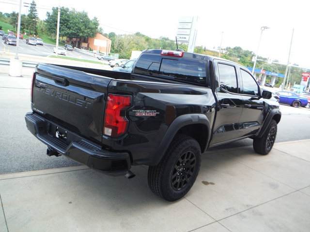 Used 2024 Chevrolet Colorado Trail Boss w/ Advanced Trailering Package AWD/4WD image 15