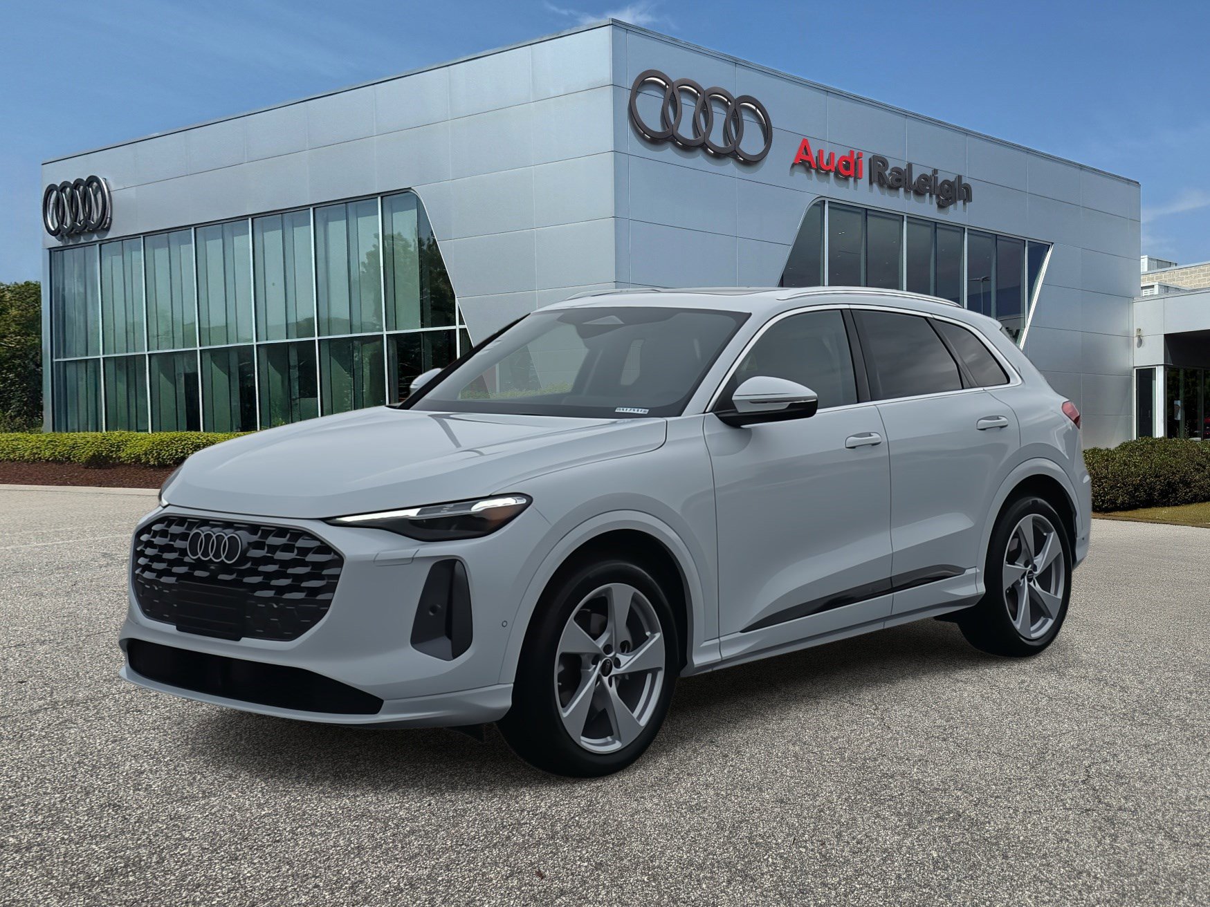 New 2025 Audi Q5 Prestige