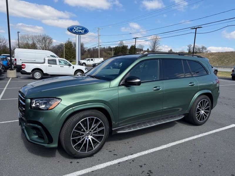 Used 2026 Mercedes-Benz GLS 450 4MATIC image 2