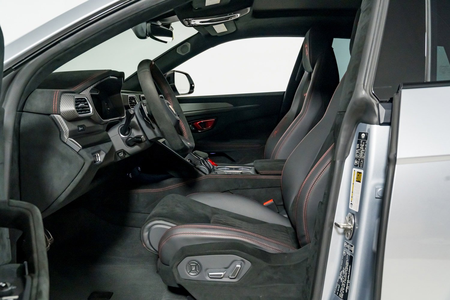 Used 2024 Lamborghini Urus Performante image 17