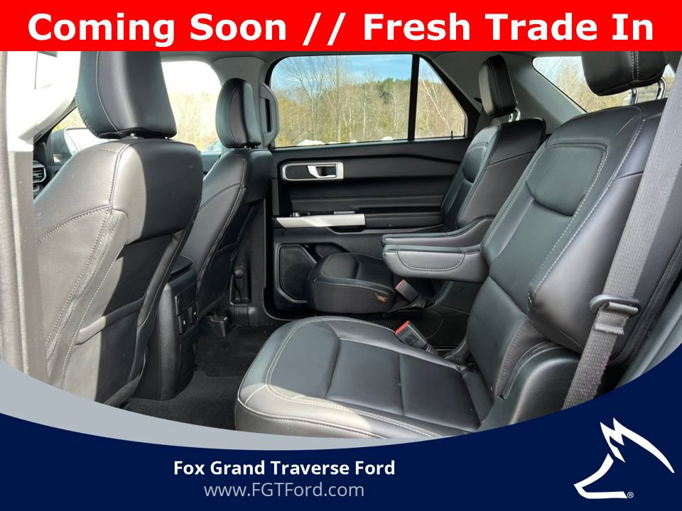 Certified 2023 Ford Explorer XLT w/ Equipment Group 202A image 4