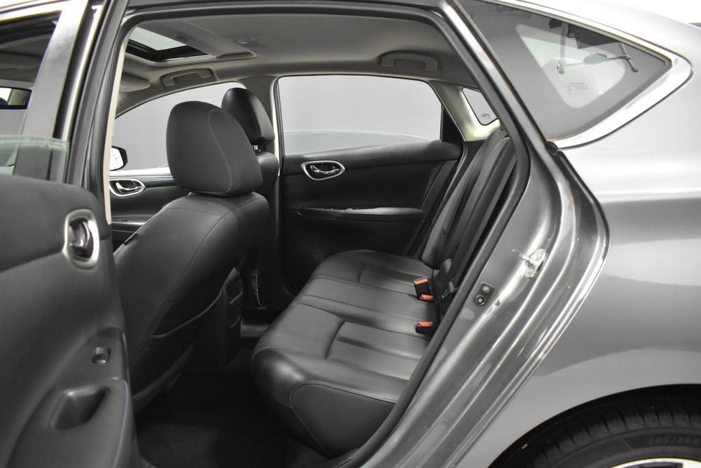 Used 2017 Nissan Sentra SR w/ SR Premium Technology Package FWD image 32