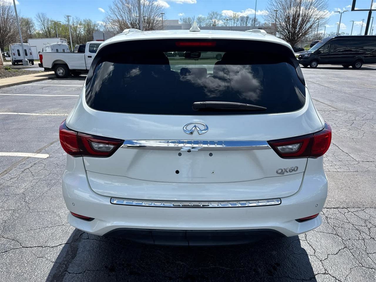 Used 2020 INFINITI QX60 Luxe w/ Essential Package image 7
