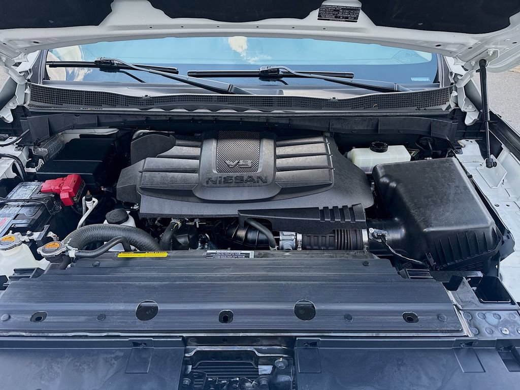Certified 2024 Nissan Titan SV w/ SV Convenience Package RWD image 30