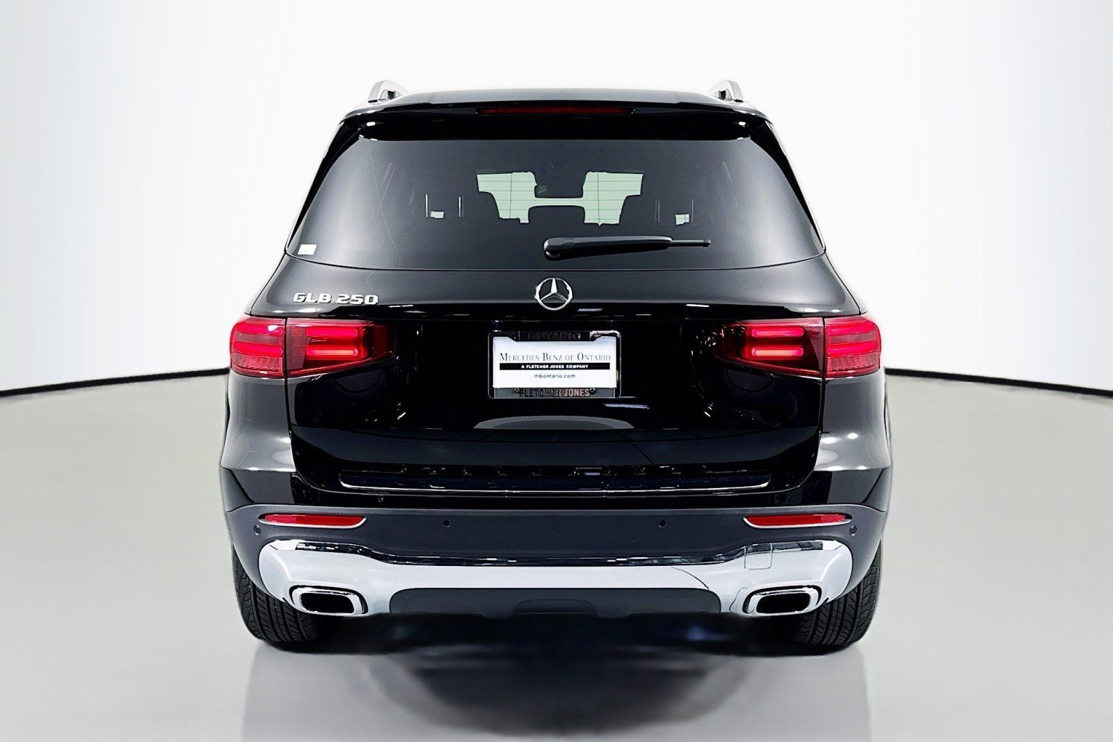 Certified 2025 Mercedes-Benz GLB 250 image 4