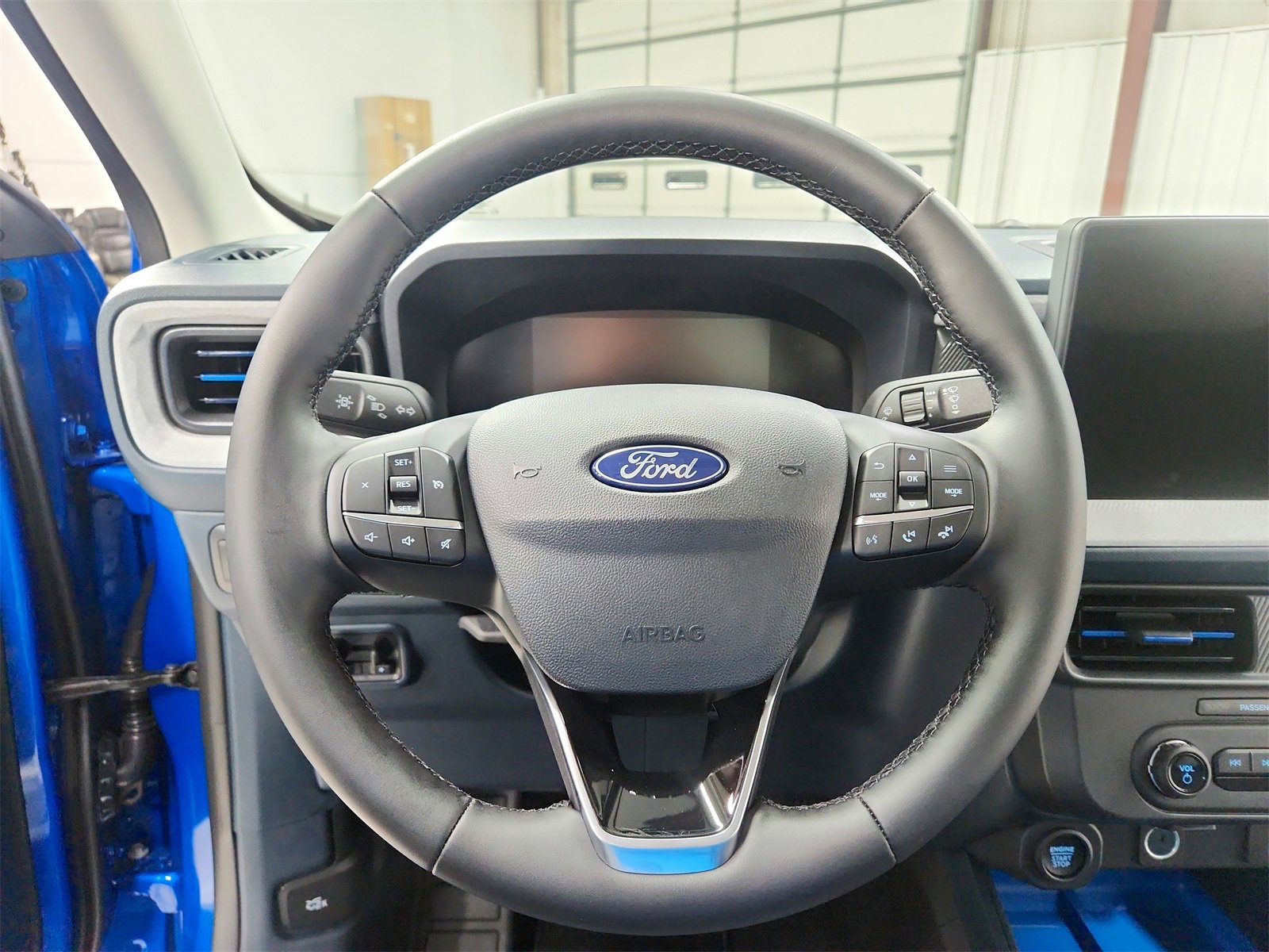 New 2025 Ford Maverick XLT w/ XLT Luxury Package image 22