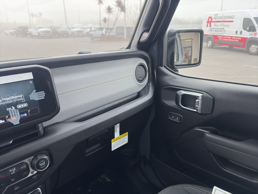 New 2026 Jeep Gladiator Sport AWD/4WD image 14
