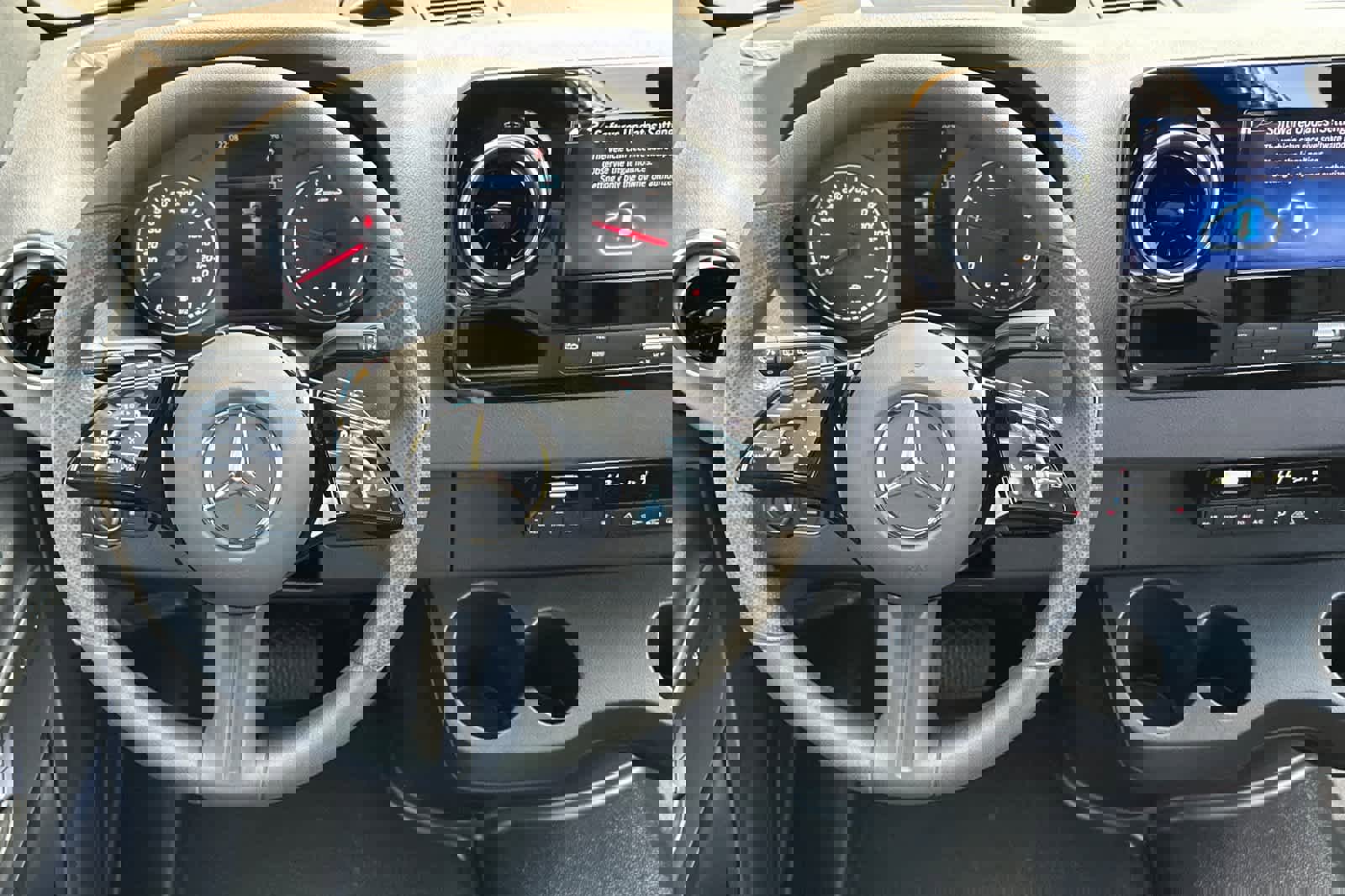 New 2025 Mercedes-Benz Sprinter 2500 image 13