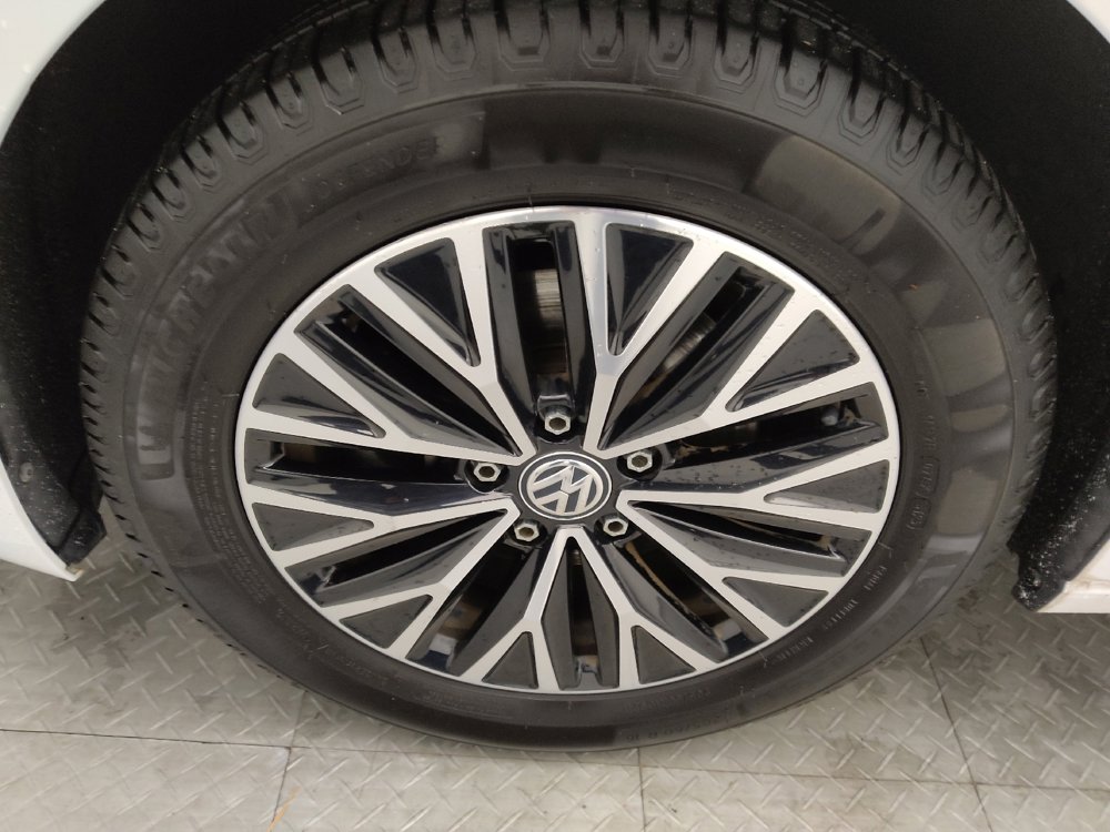 Used 2019 Volkswagen Jetta SEL image 31
