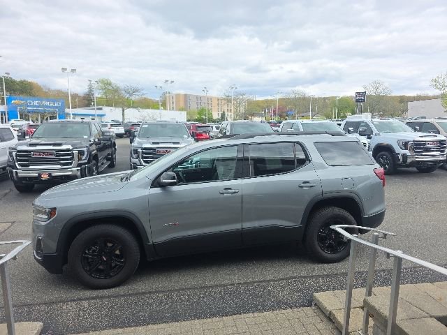 Used 2023 GMC Acadia AT4 w/ Trailering Package AWD/4WD image 3