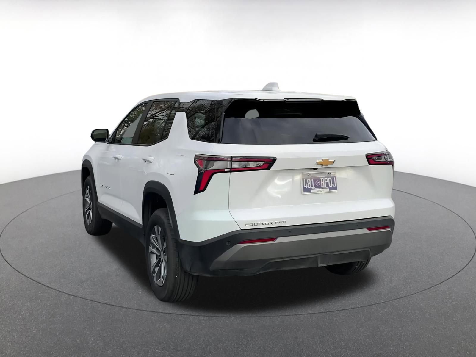 Used 2025 Chevrolet Equinox LT image 11