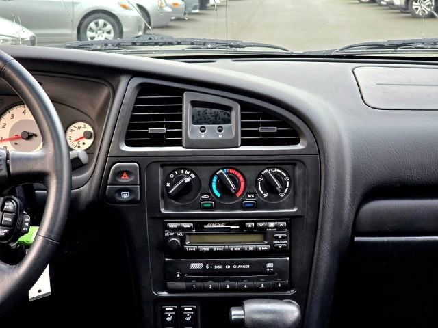 Used 2001 Nissan Pathfinder SE image 18