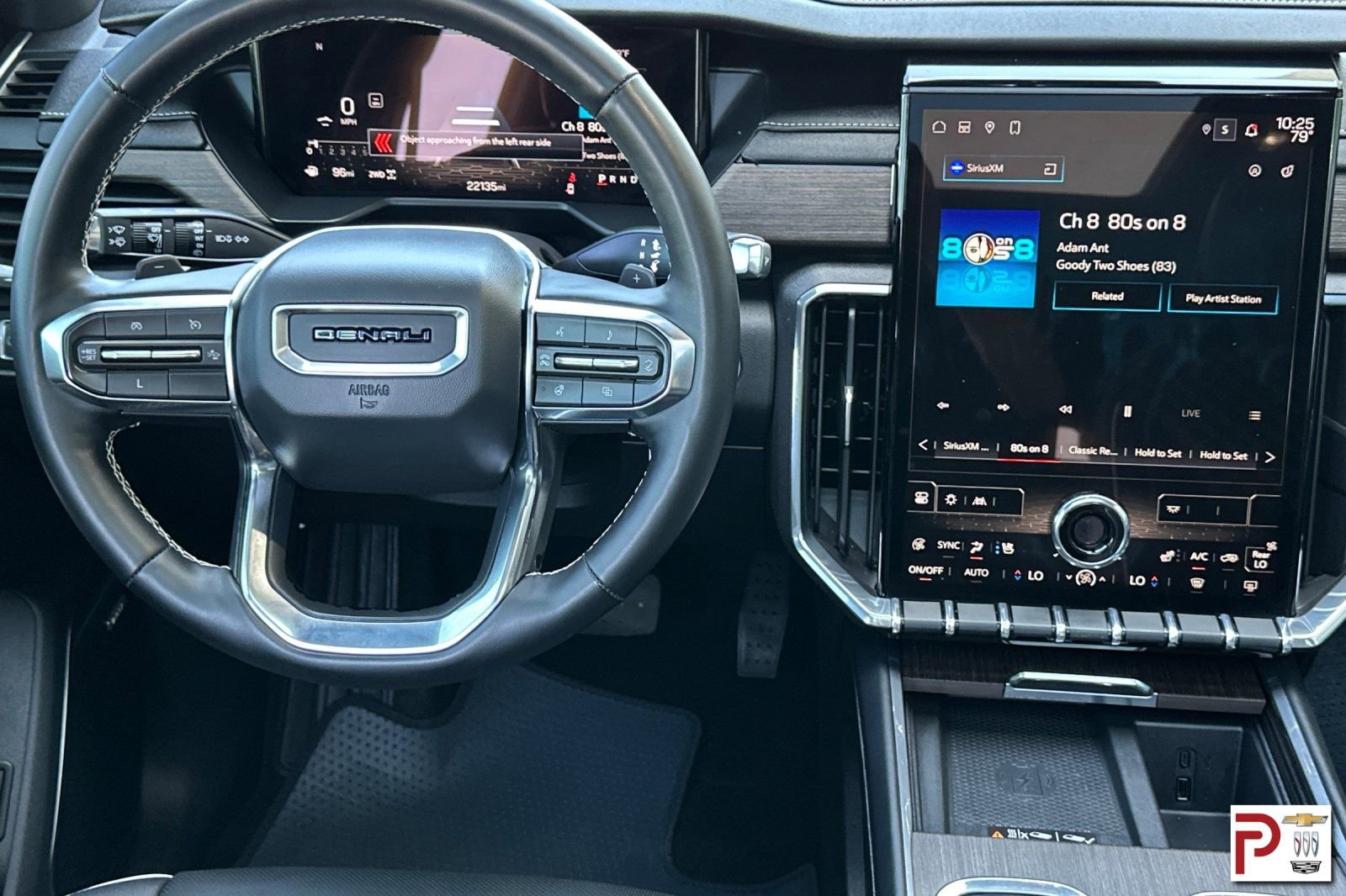 Used 2024 GMC Acadia Denali image 16