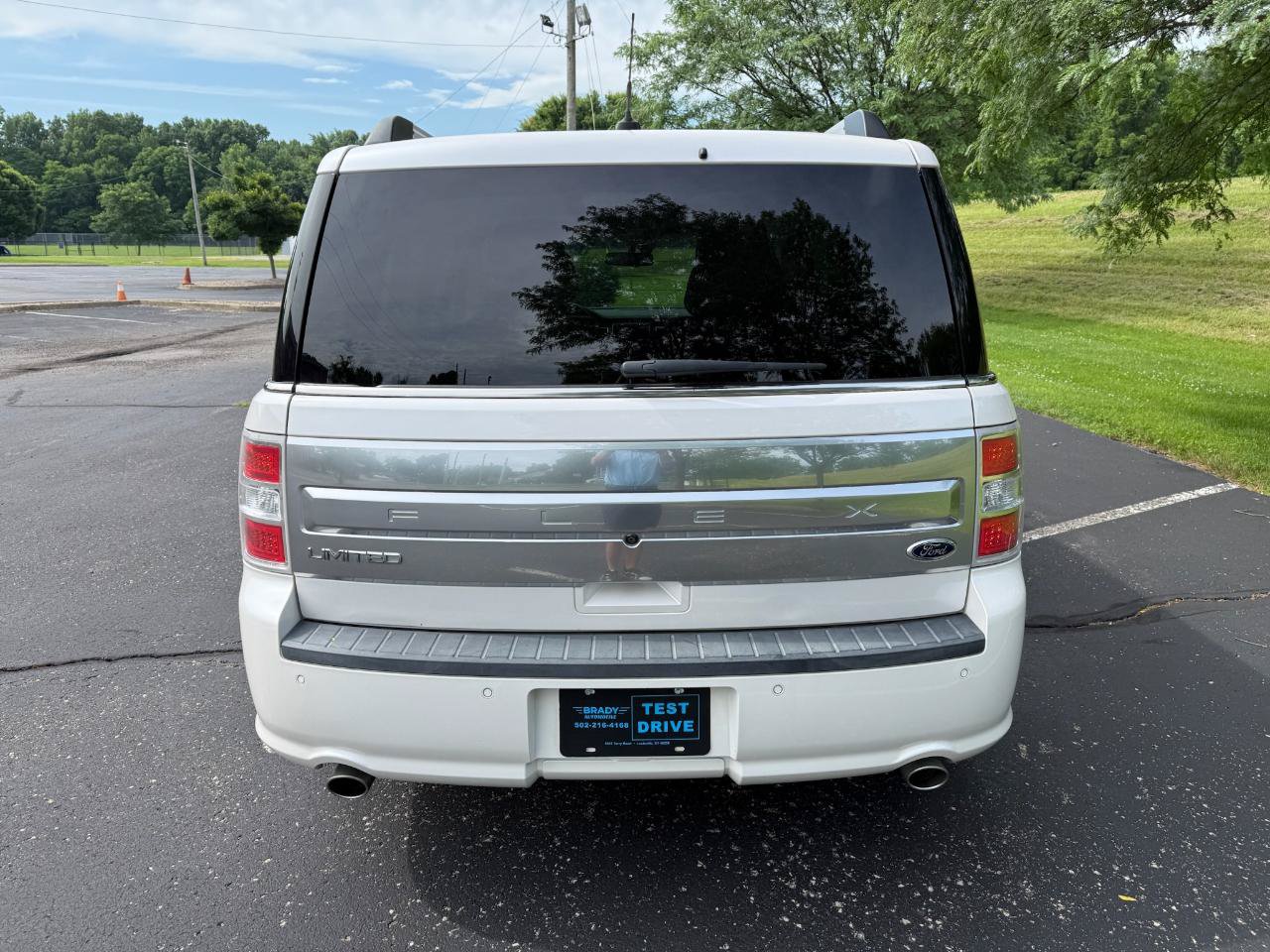 Used 2014 Ford Flex Limited FWD image 16