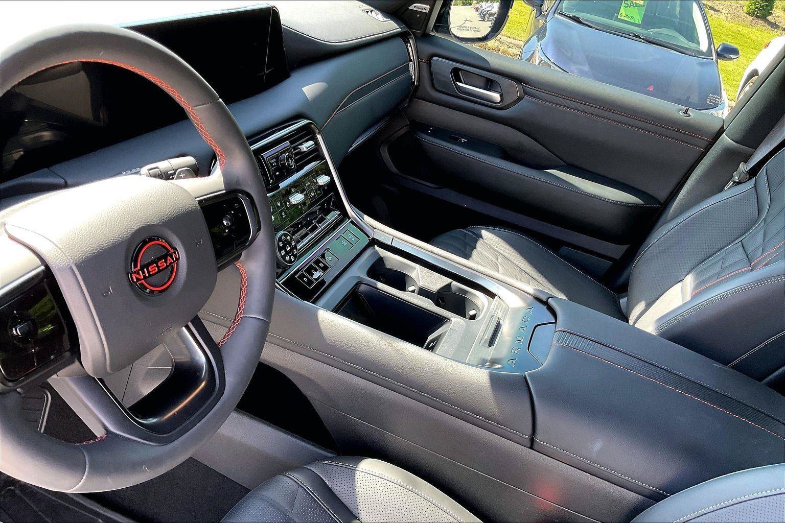 Certified 2025 Nissan Armada PRO-4X AWD/4WD image 15