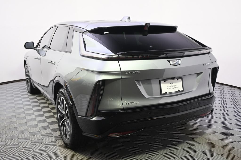 Certified 2024 Cadillac Lyriq Sport AWD/4WD image 4