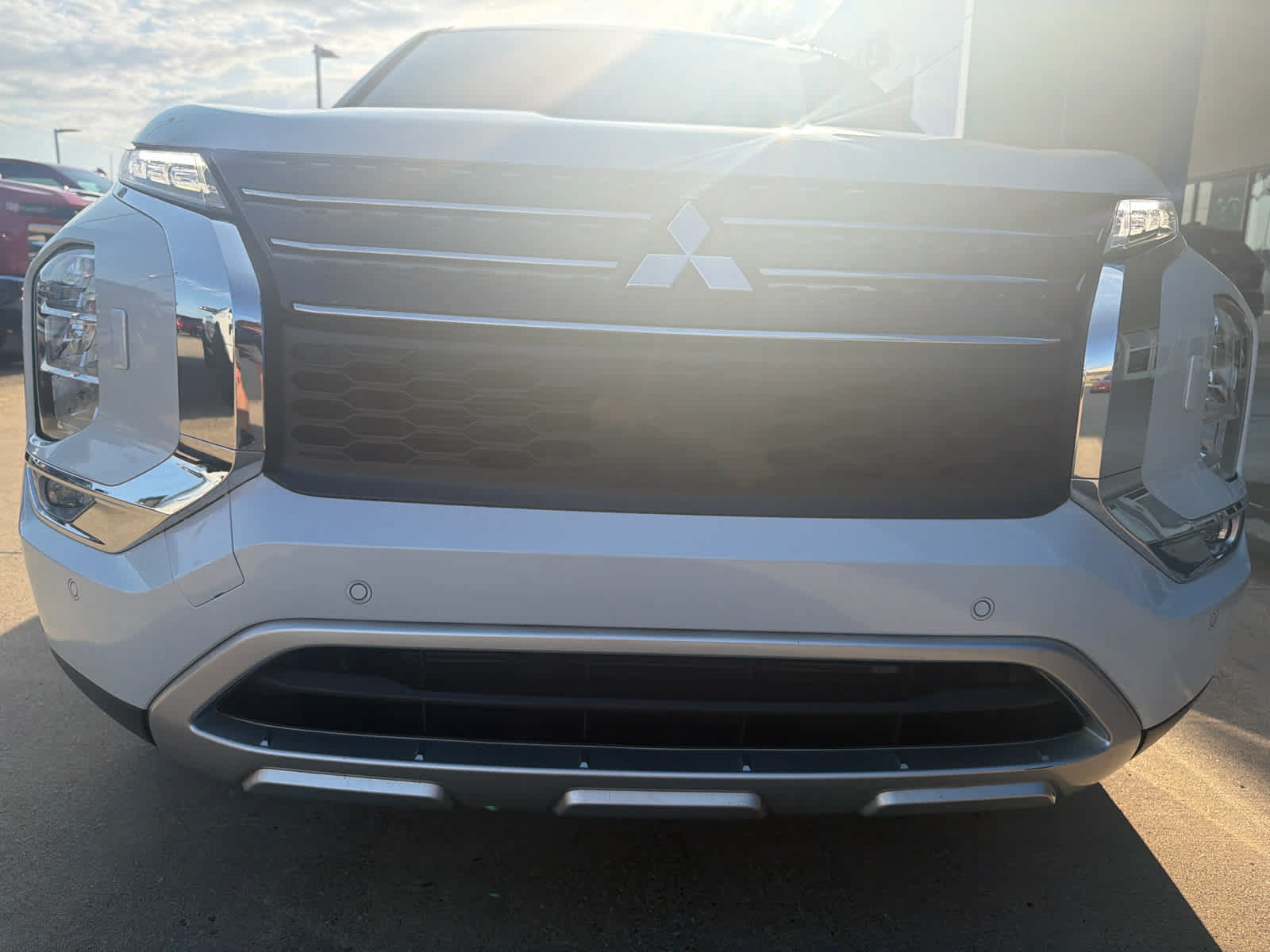 Used 2024 Mitsubishi Outlander SE AWD/4WD image 11