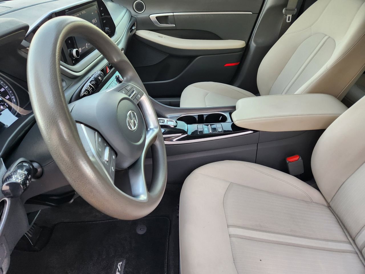 Used 2023 Hyundai Sonata SE image 12