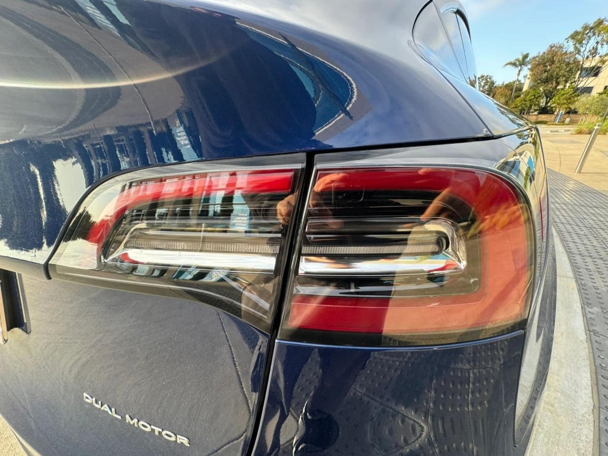 Used 2023 Tesla Model Y Long Range AWD/4WD image 24