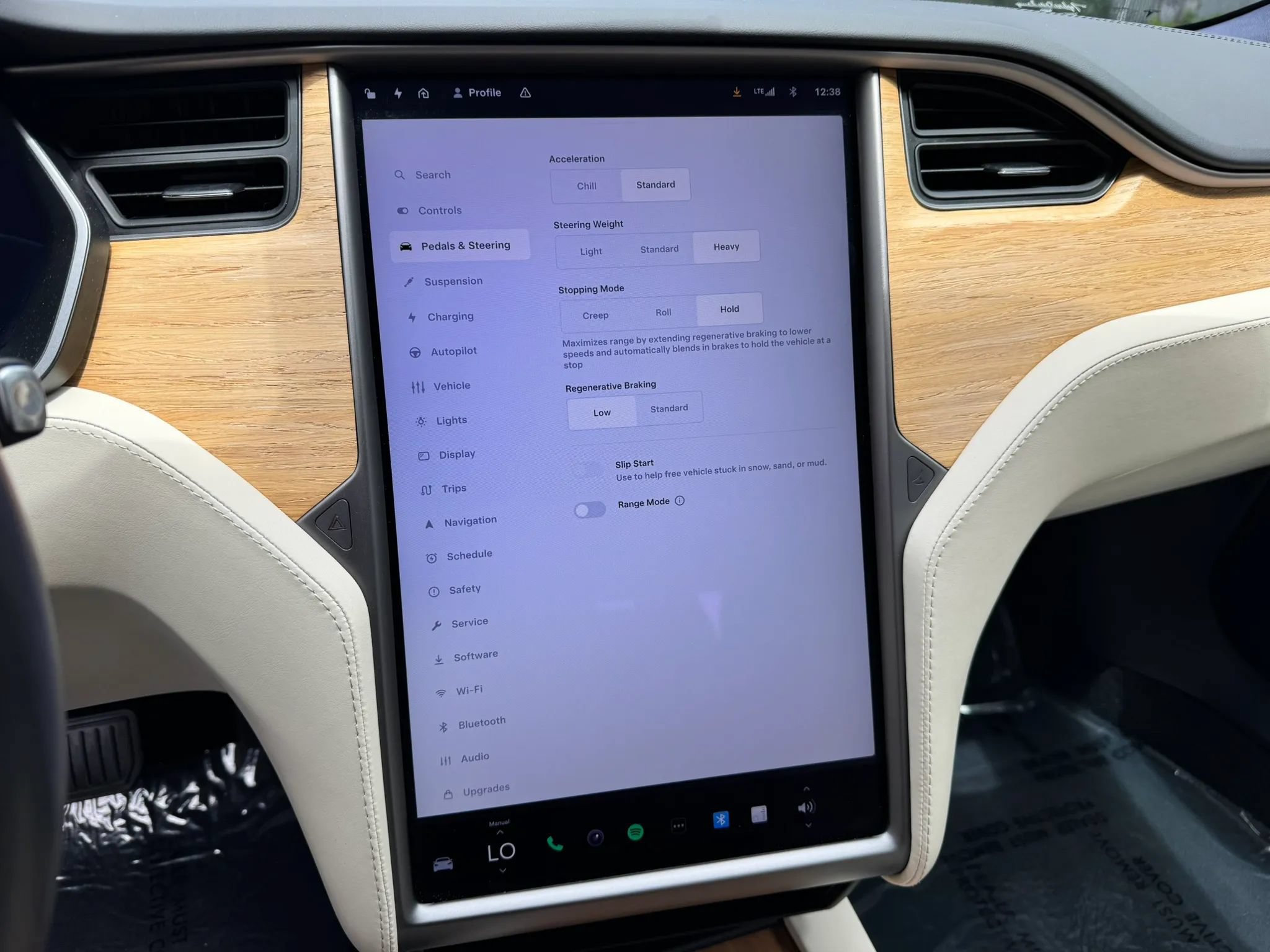 Used 2020 Tesla Model S Long Range Plus AWD/4WD image 28