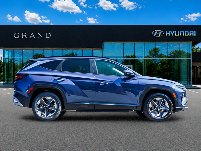 Used 2025 Hyundai Tucson SEL AWD/4WD image 6