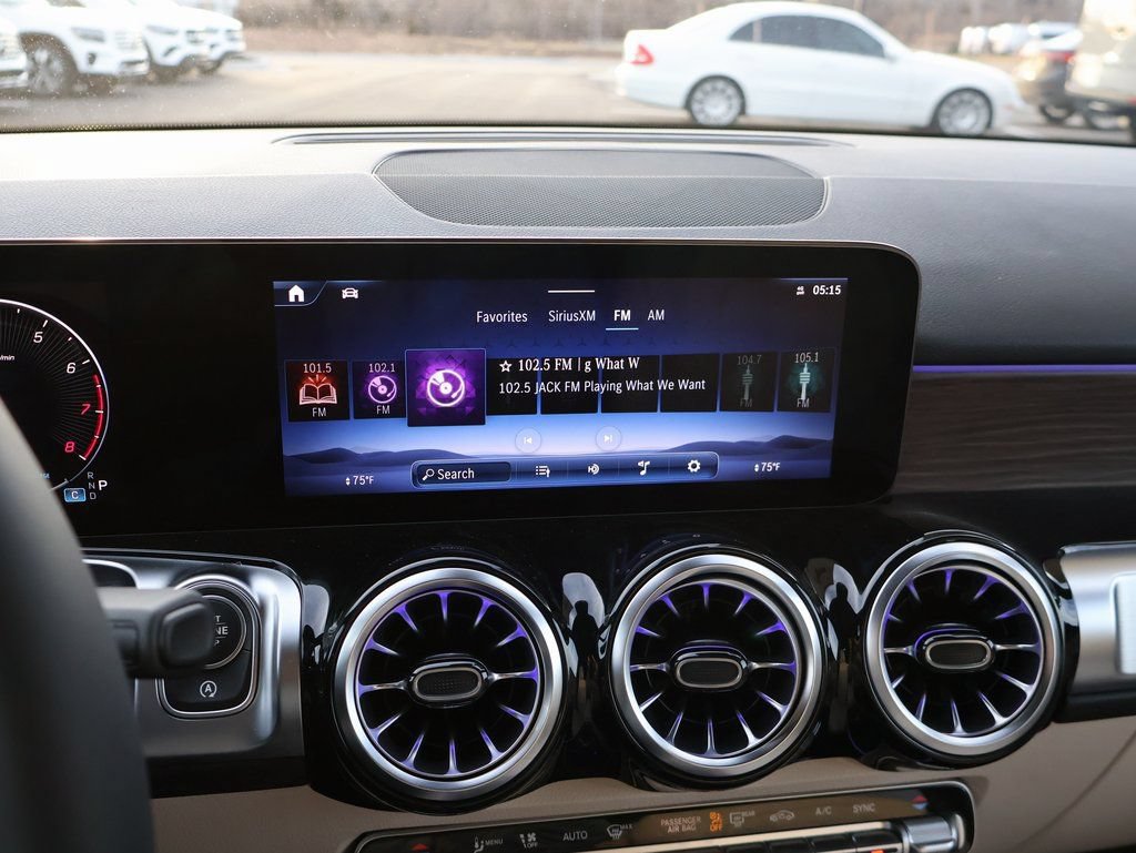 New 2026 Mercedes-Benz GLB 250 4MATIC image 22