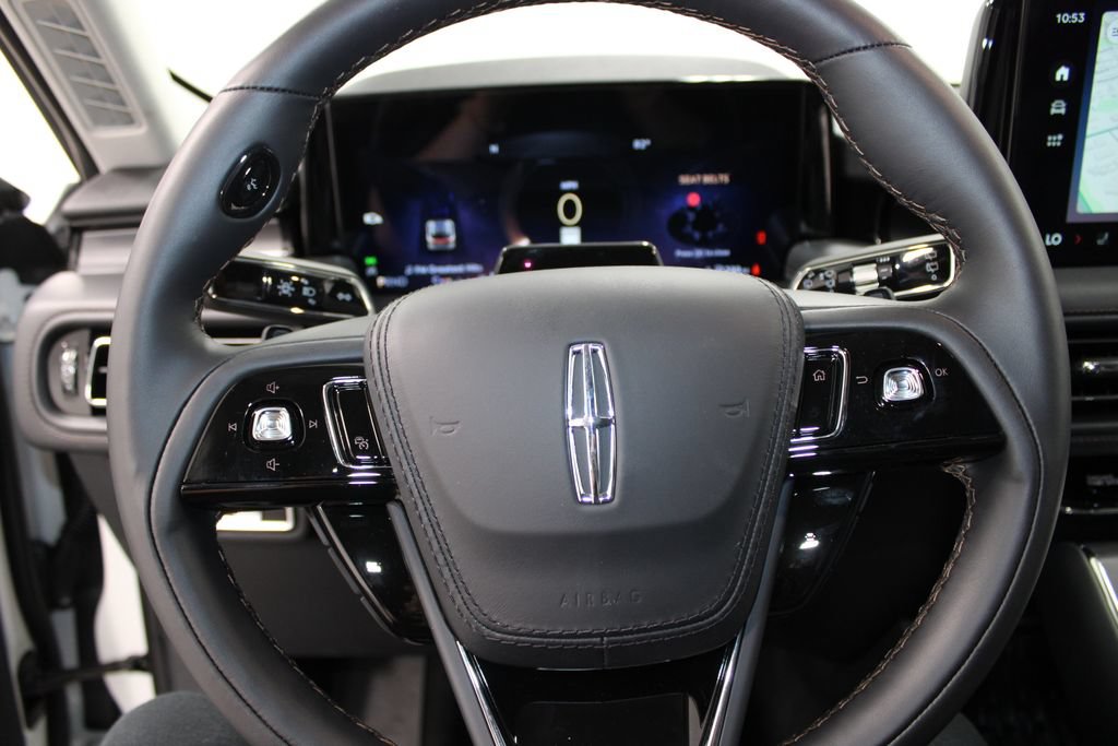New 2026 Lincoln Aviator 2WD w/ Jet Appearance Package image 36