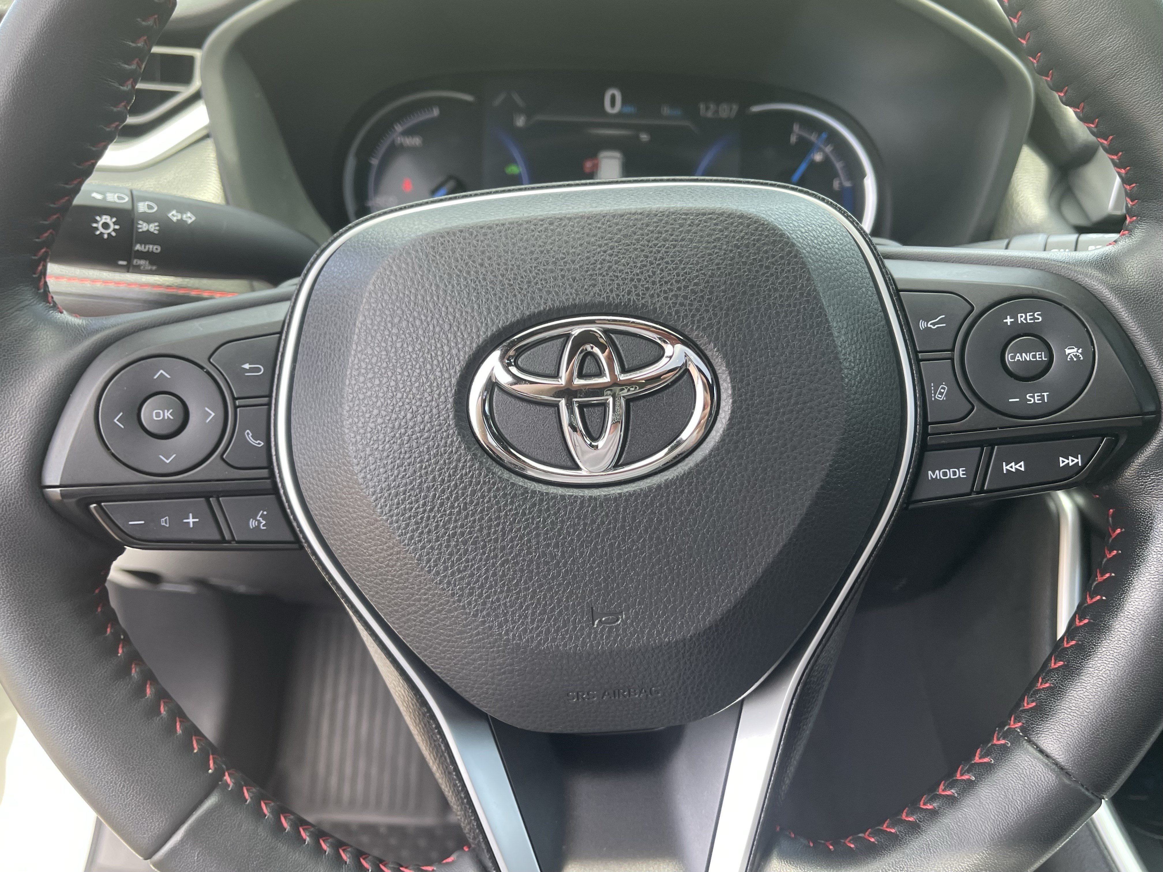 Used 2021 Toyota RAV4 XSE w/ Weather Package AWD/4WD image 23