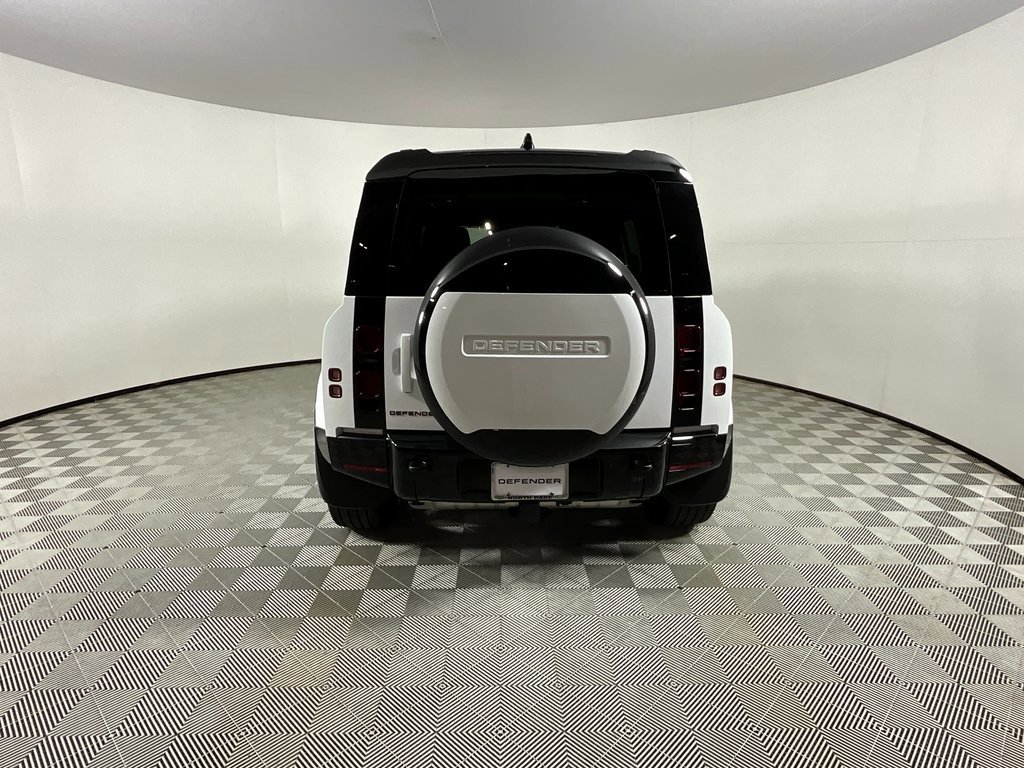 Certified 2024 Land Rover Defender 110 X-Dynamic SE image 8