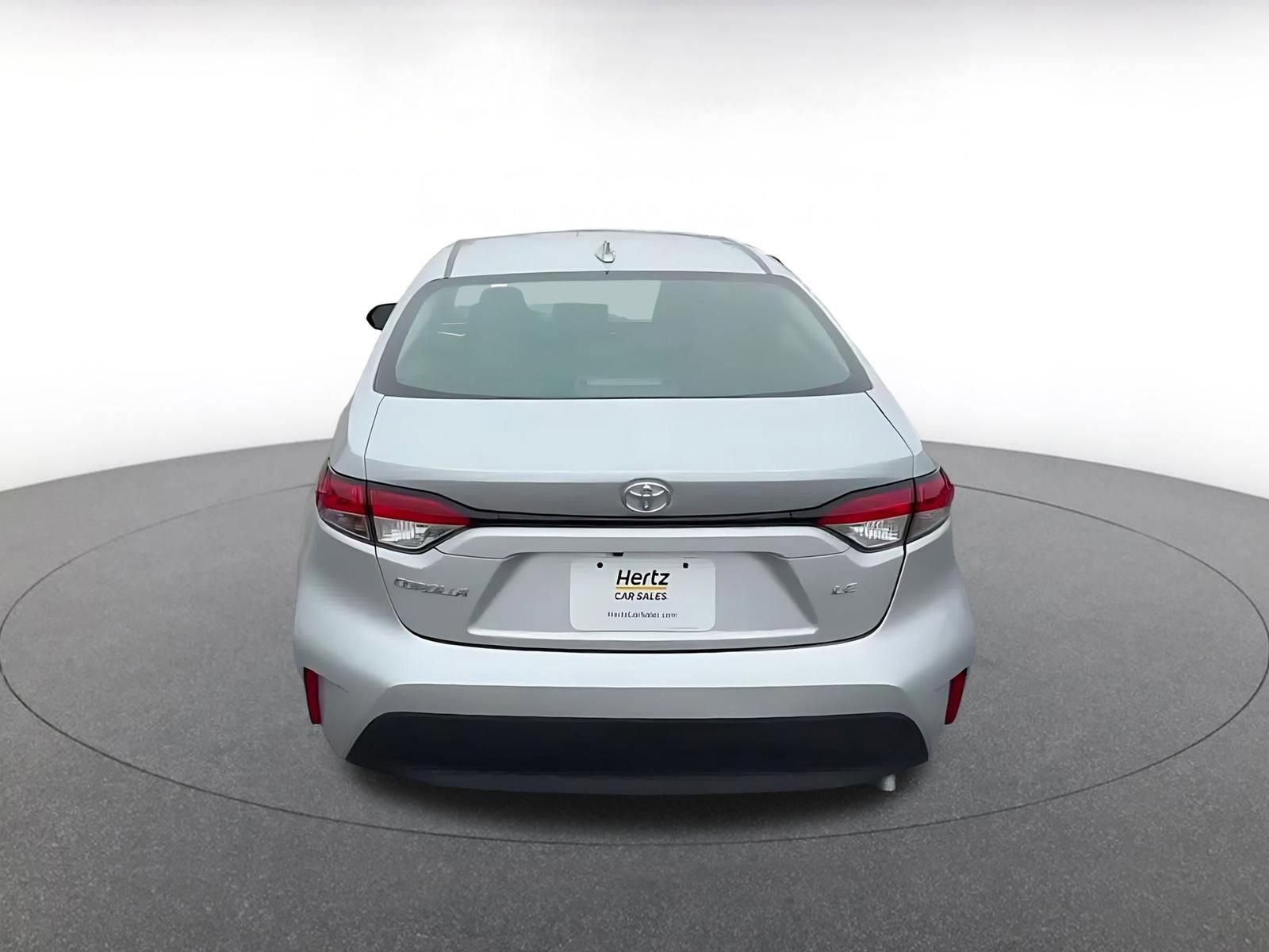 Used 2025 Toyota Corolla LE image 12