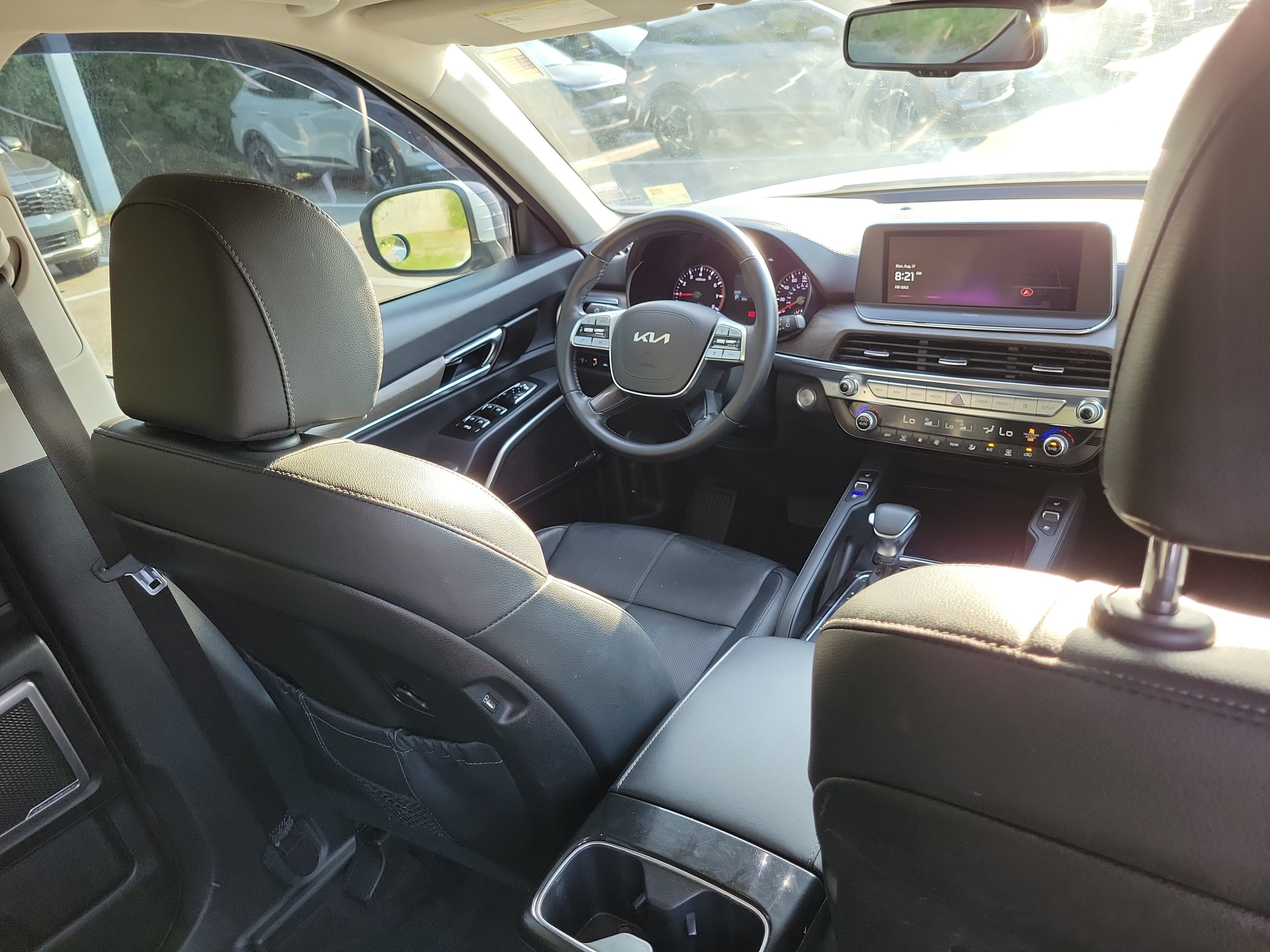 Certified 2022 Kia Telluride EX w/ EX Premium Package FWD image 12