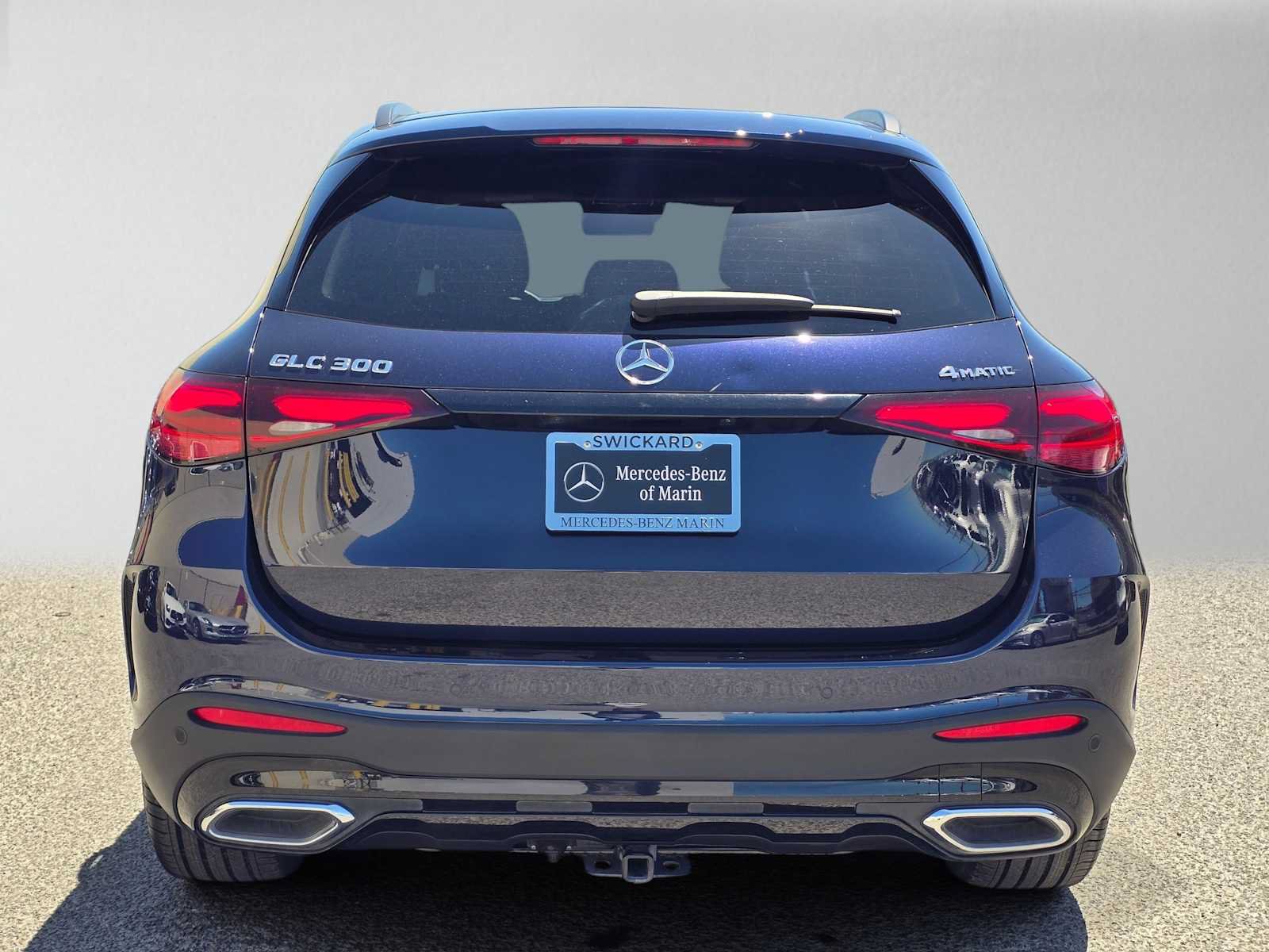 Used 2024 Mercedes-Benz GLC 300 4MATIC image 5