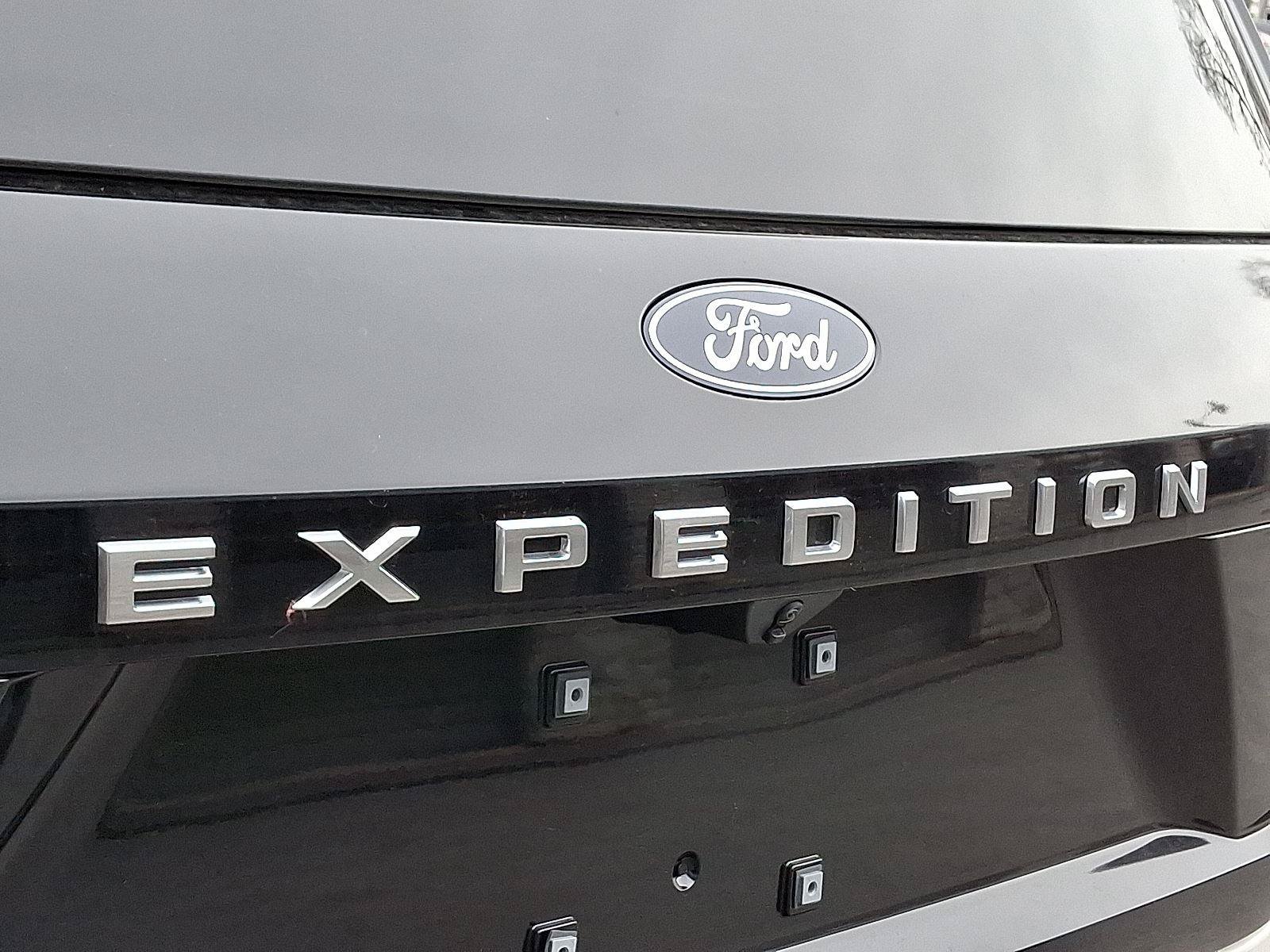 New 2025 Ford Expedition Active AWD/4WD image 22