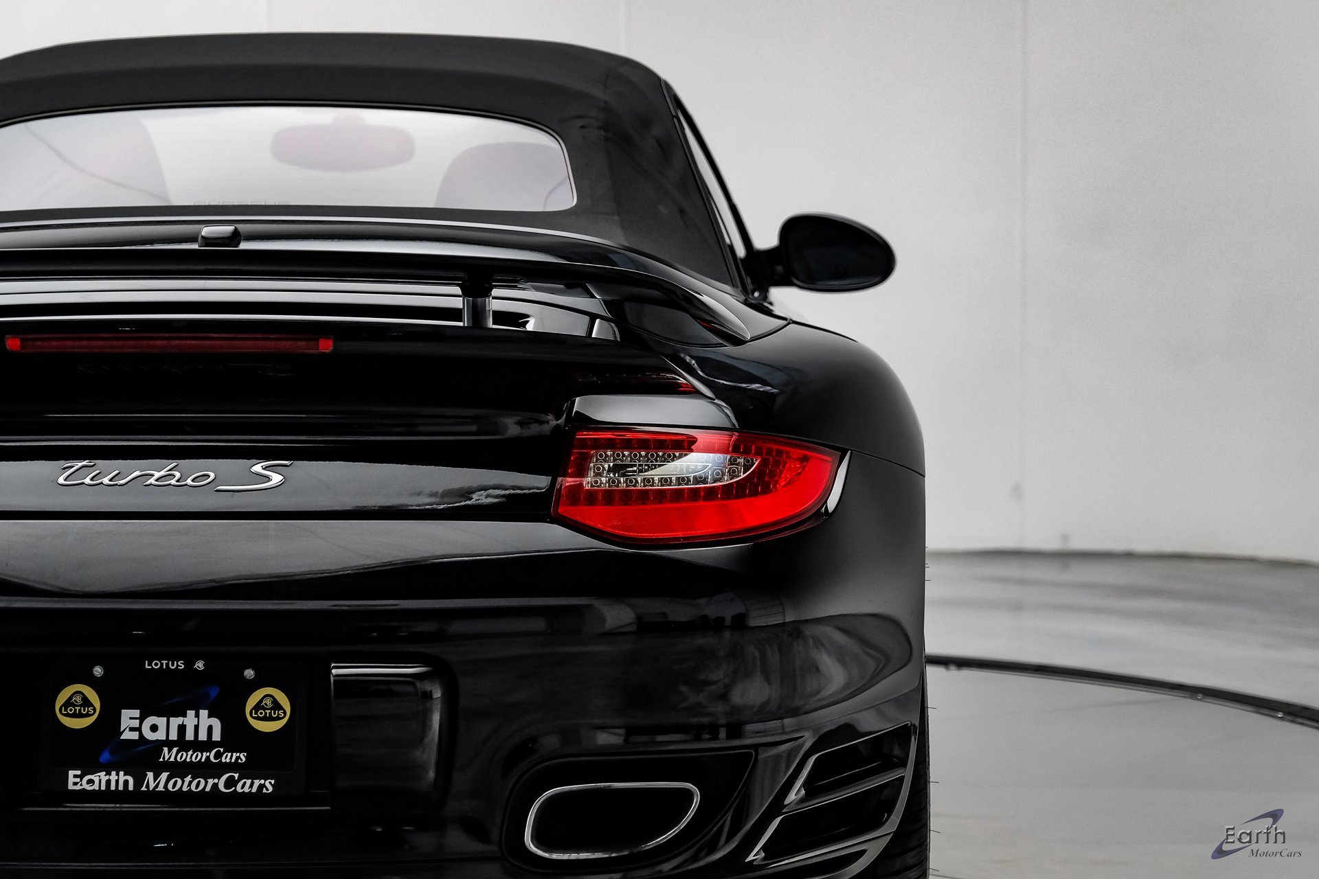 Used 2012 Porsche 911 Edition 918 Spyder image 16