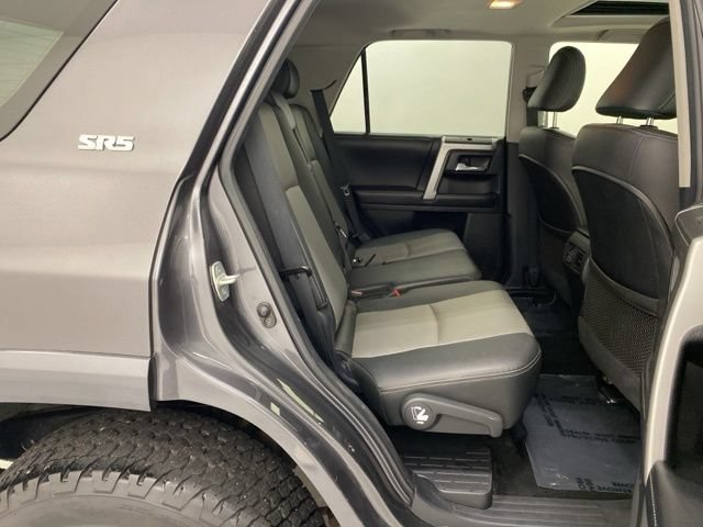 Used 2016 Toyota 4Runner SR5 Premium AWD/4WD image 36