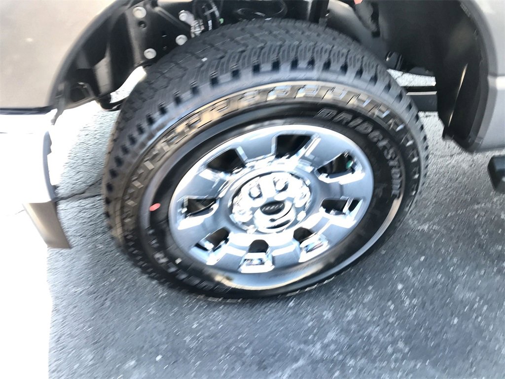 New 2026 Ford F250 Lariat w/ Chrome Package image 10