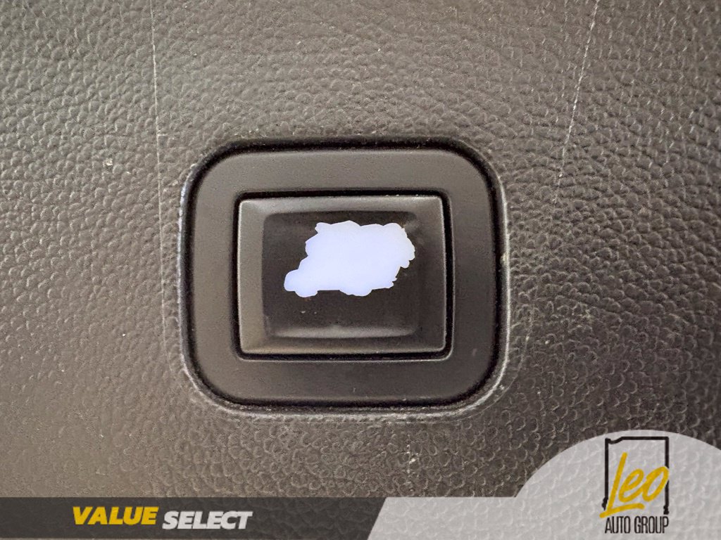 Used 2019 Buick Enclave Essence FWD image 21