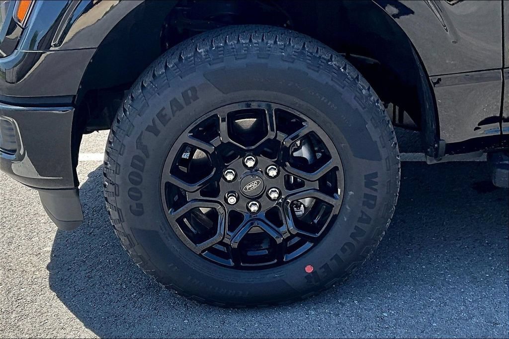 Used 2025 Ford F150 XLT w/ Equipment Group 302A MID AWD/4WD image 11